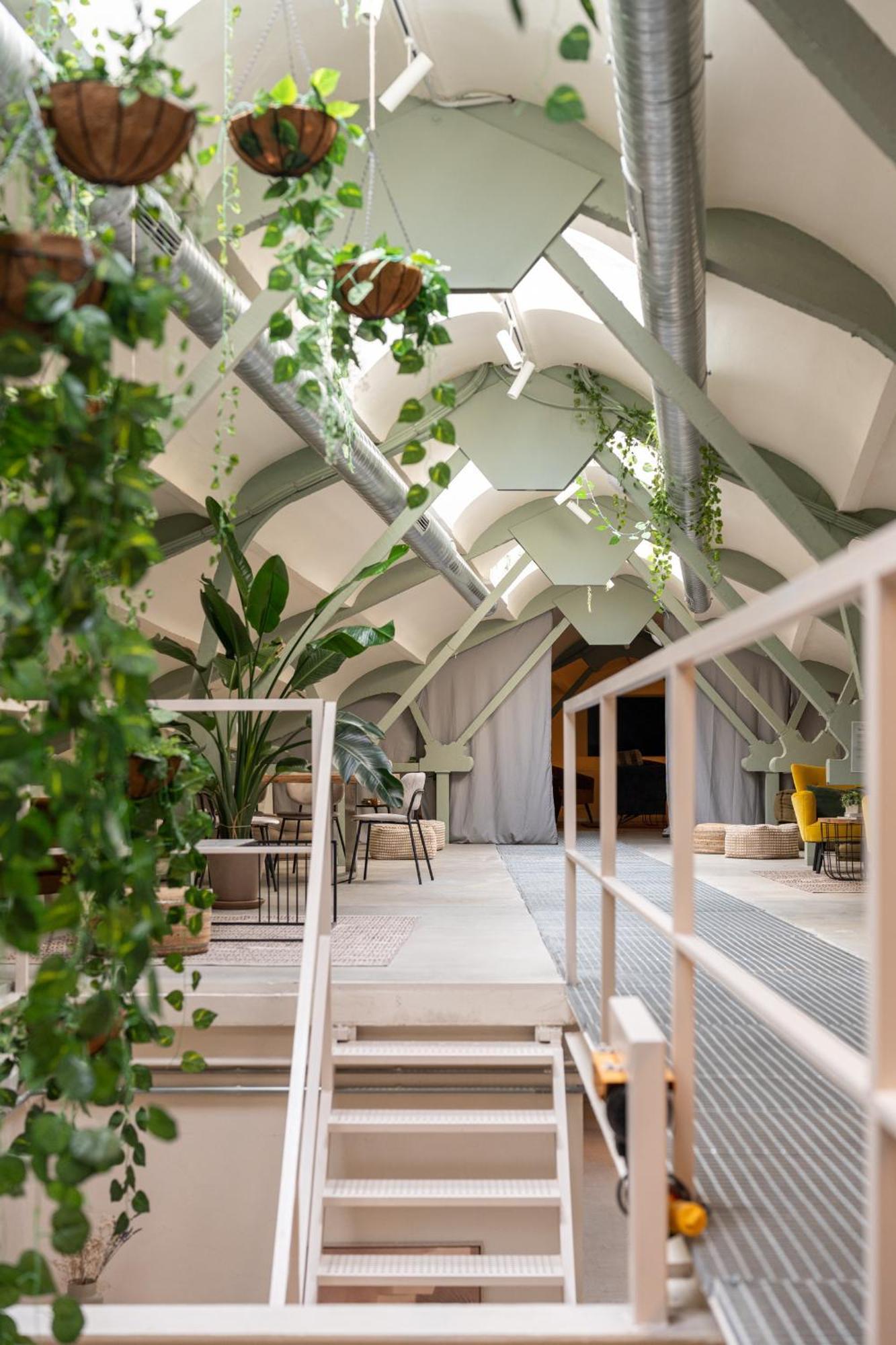 Ola Living Hostal Tetuan Madrid Dış mekan fotoğraf
