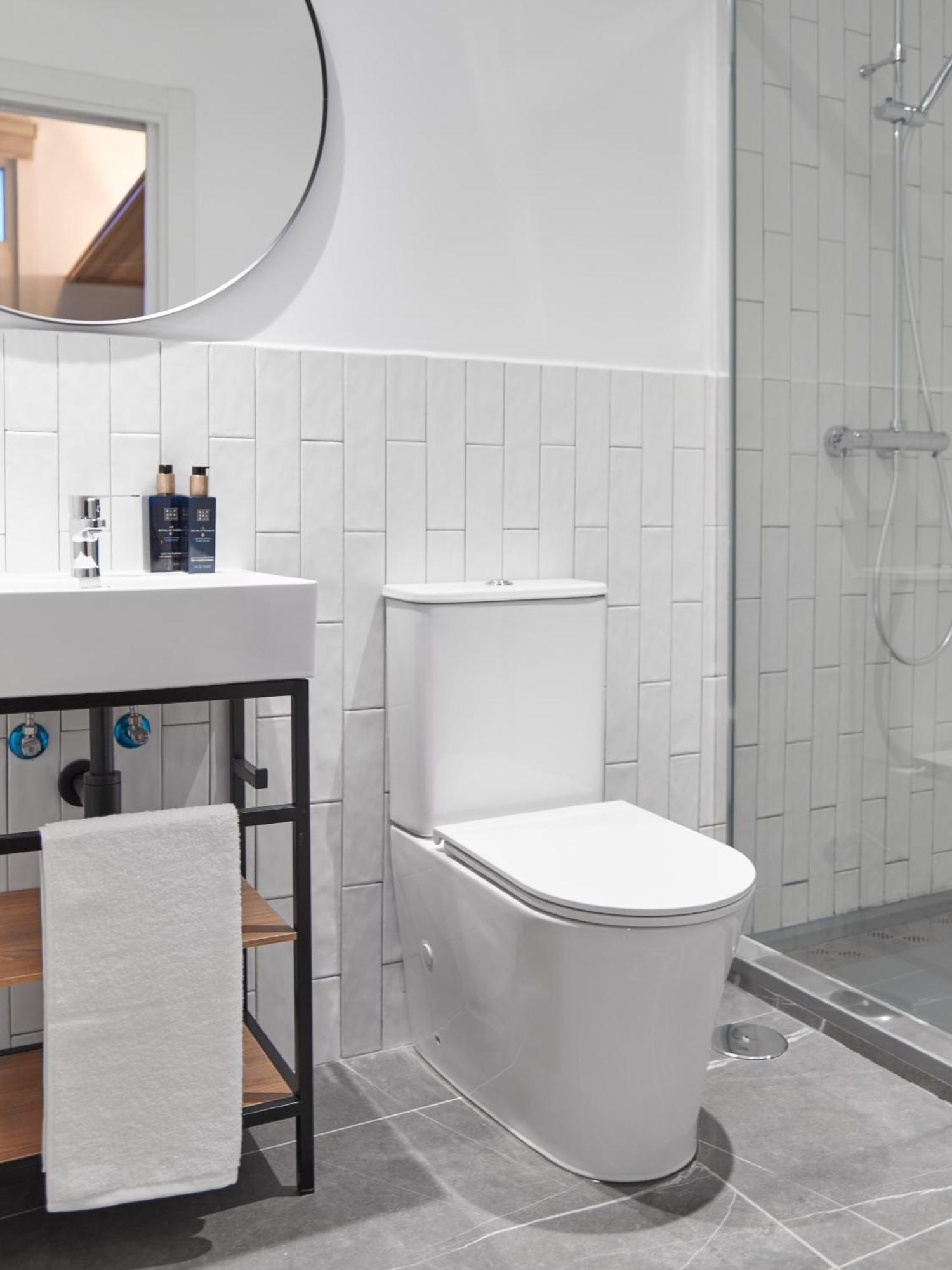 Ola Living Hostal Tetuan Madrid Dış mekan fotoğraf