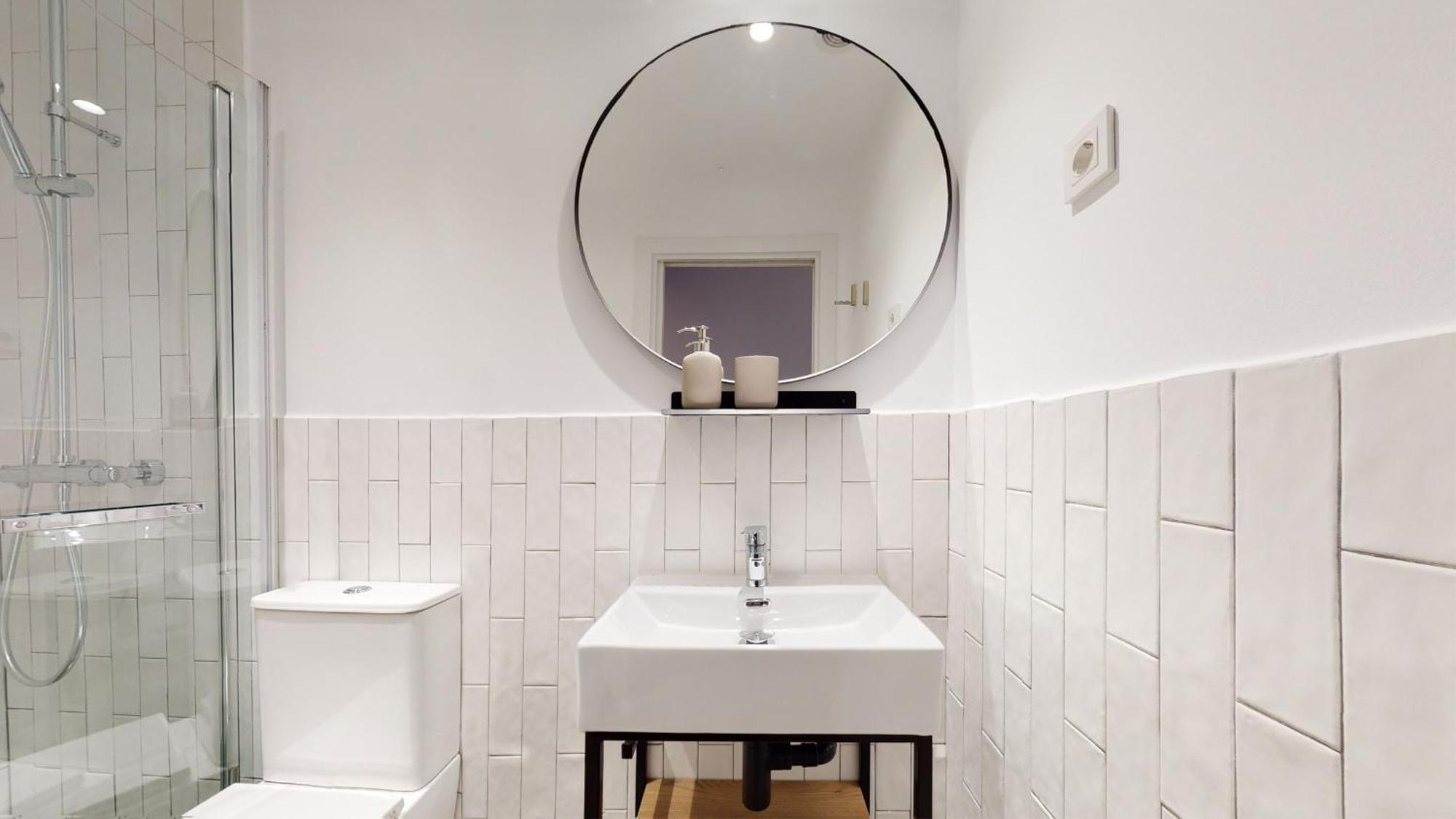 Ola Living Hostal Tetuan Madrid Dış mekan fotoğraf