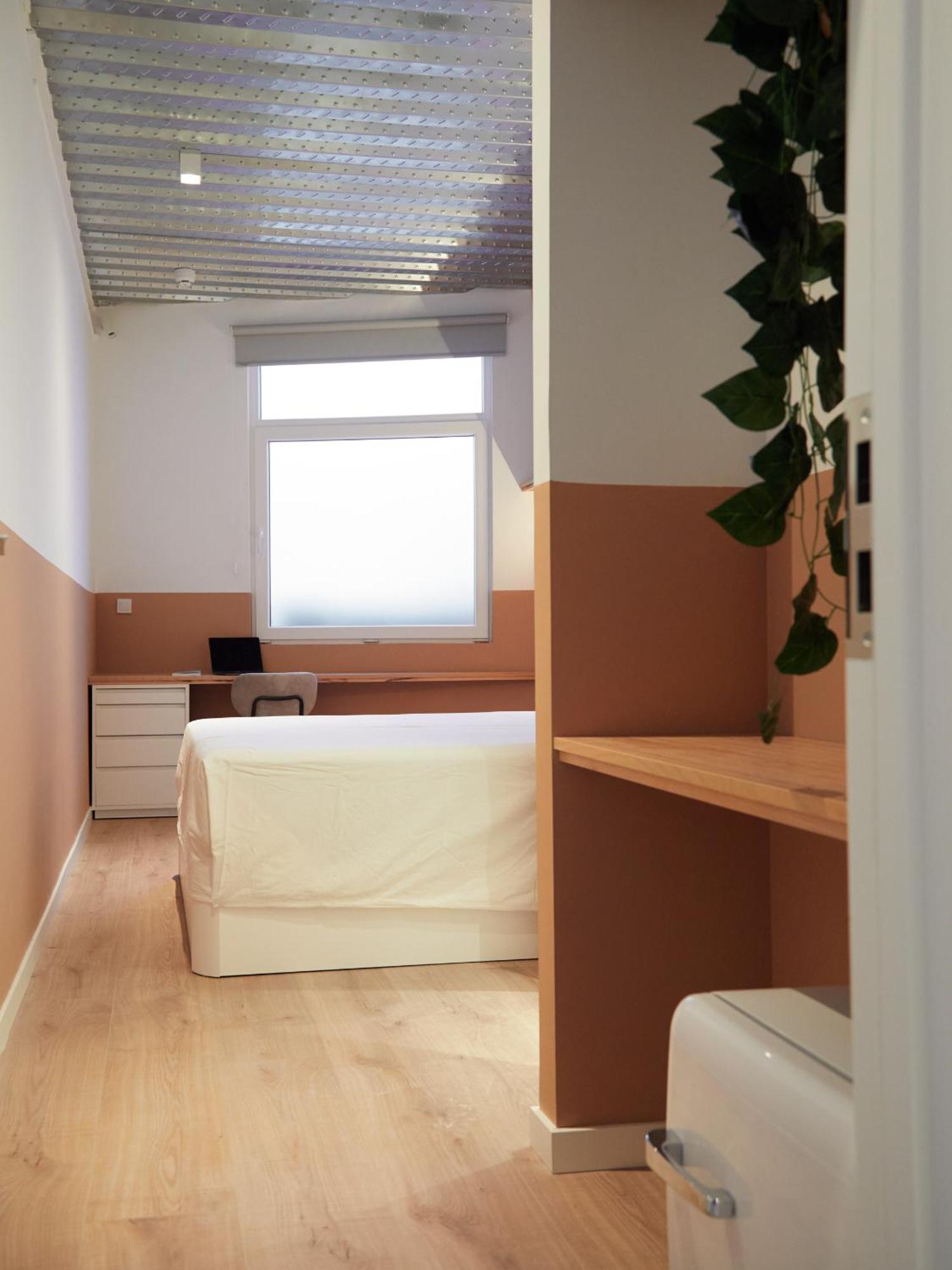 Ola Living Hostal Tetuan Madrid Dış mekan fotoğraf